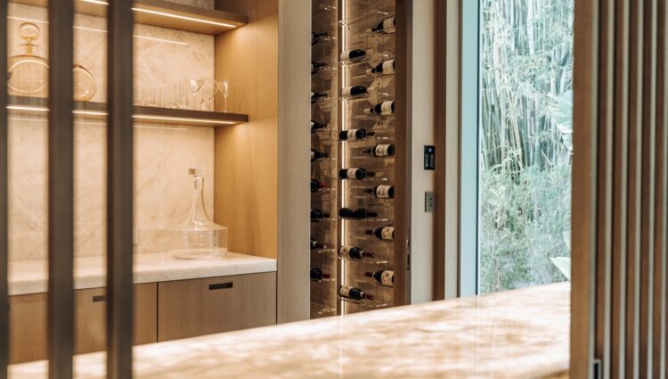 7 North Bay Road Miami Beach wine cellar by CellArtus